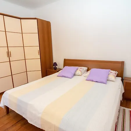 Appartement Kinkela *